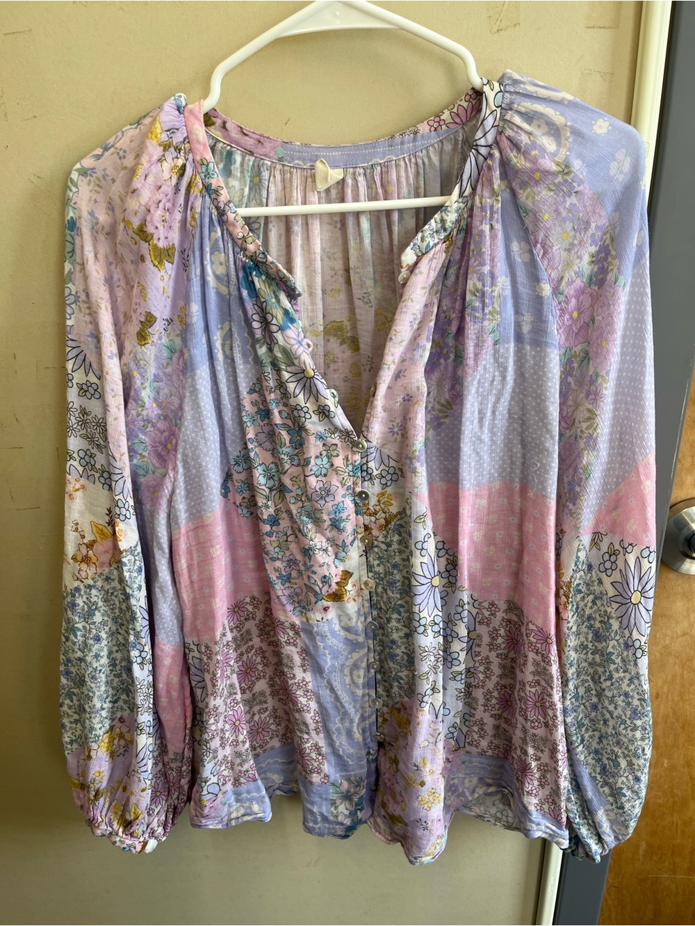 Floral Patchwork Long-Sleeve Women's Blouse in Pastel Pink & Lavender - Picture 6 of 14